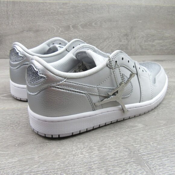 Air Jordan 1 Low OG Silver Sneakers Men's Size 10 NEW - Picture 6 of 14